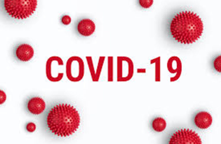 Des accusations contre le premier couple canadien à avoir eu le variant de la COVID-19